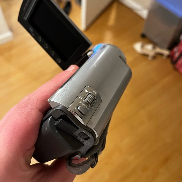 camera - Picture 3 of 3